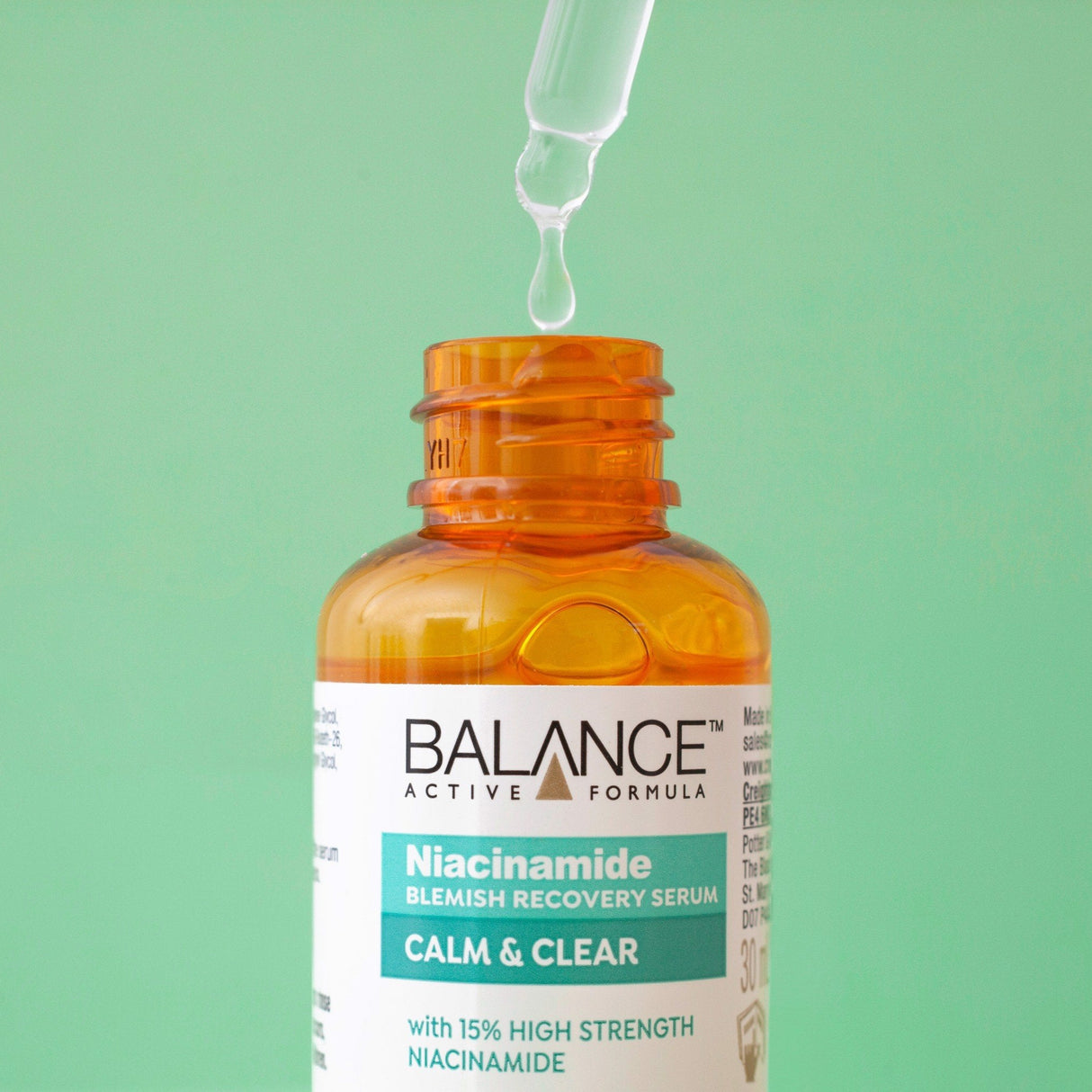 Look Alyfe Balance Active Formula The Serum Heroes, Vitamin C Brightening Serum And Hyaluronic Deep Moisture Serum Set