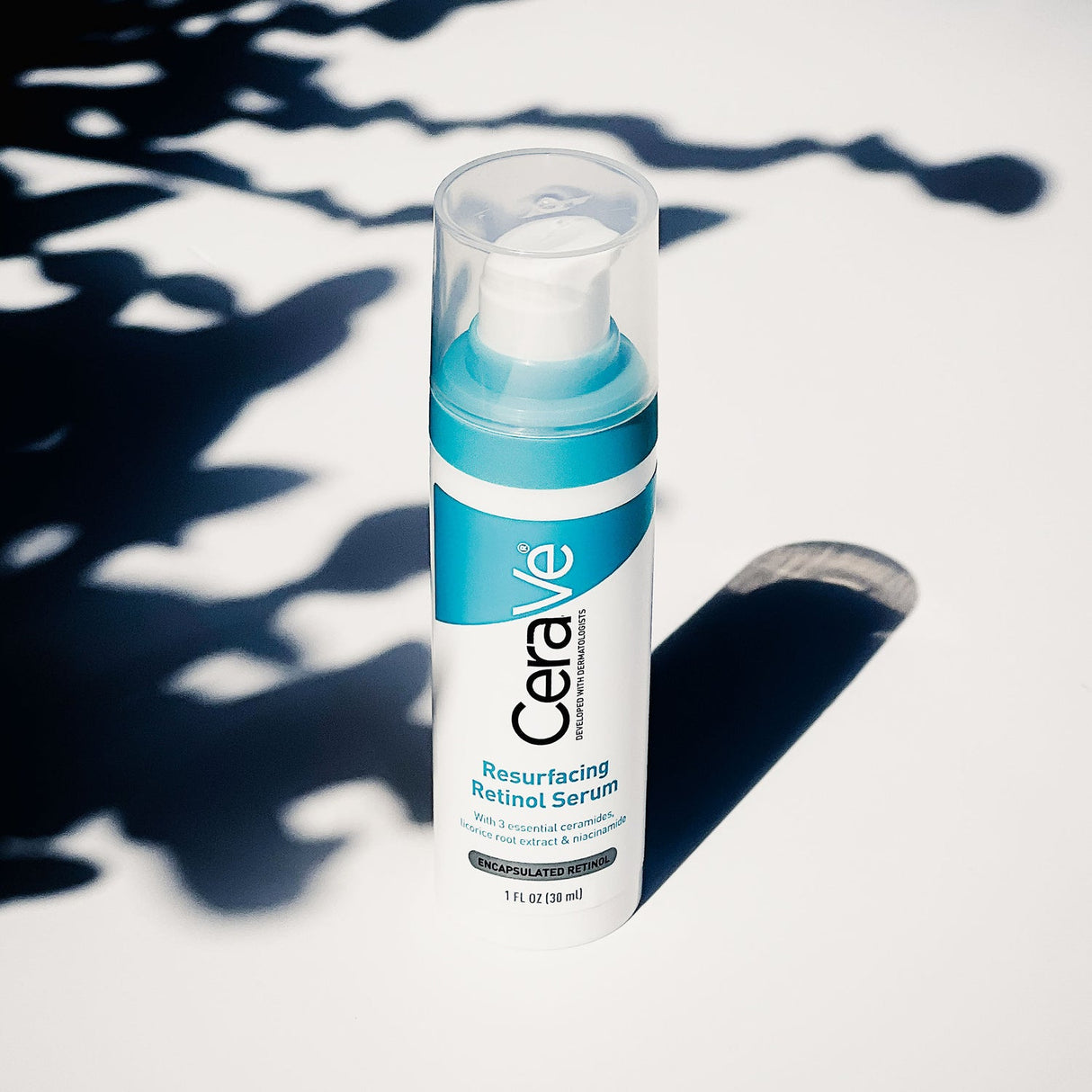 Look Alyfe CeraVe Resurfacing Retinol Serum with Ceramides and Niacinamide for Blemish-Prone Skin - 30ml