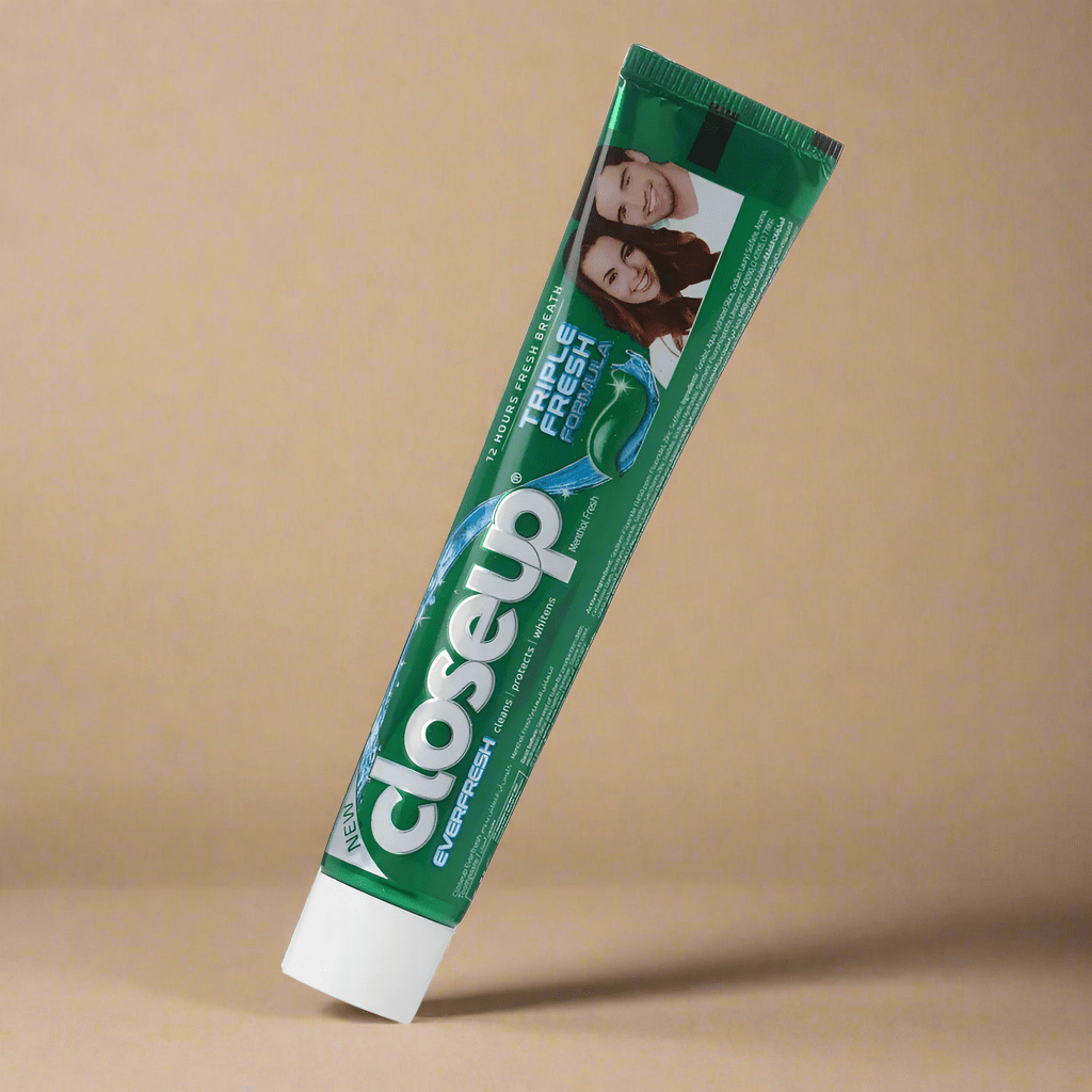 Look Alyfe Close Up Deep Action Menthol Fresh Toothpaste - 140g