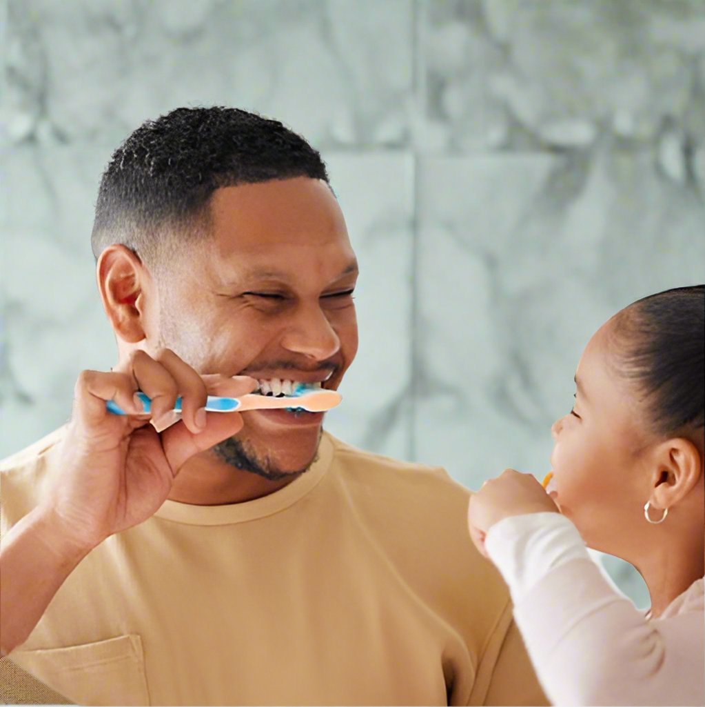 Look Alyfe Colgate Triple Action Toothpaste - 100ml