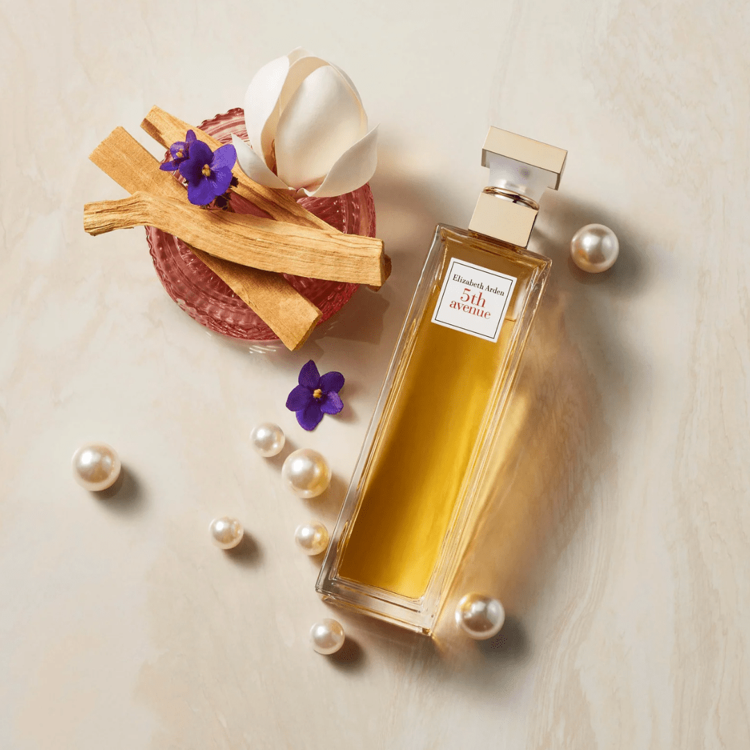 Look Alyfe Elizabeth Arden Fifth Avenue Eau De Parfum