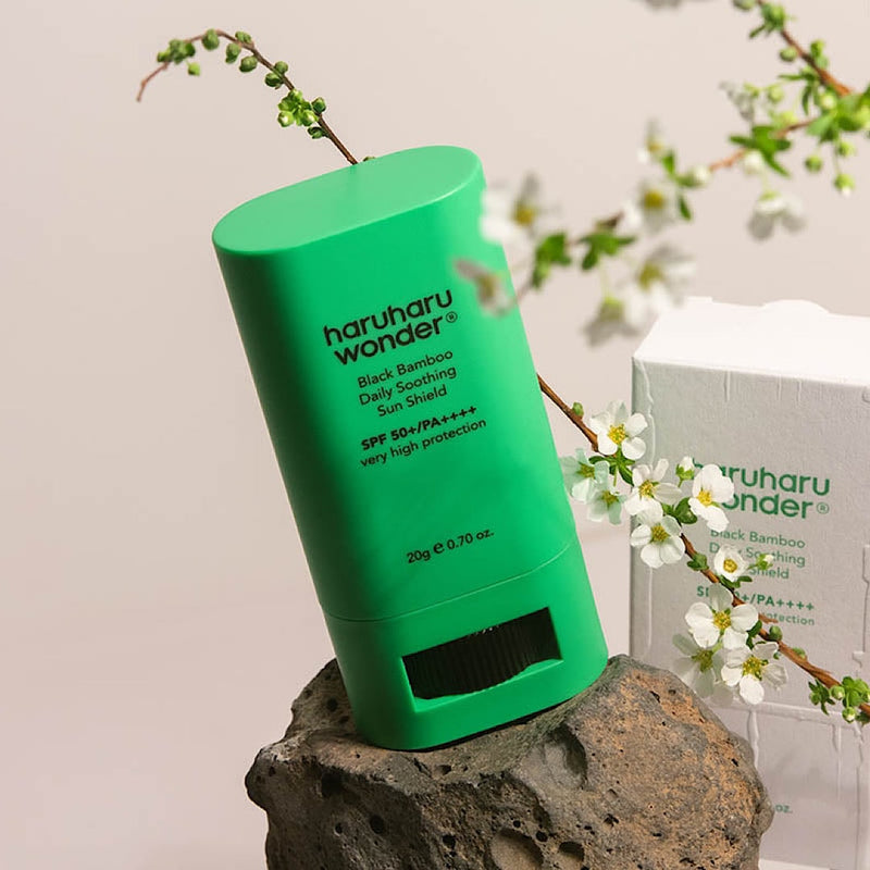 Look Alyfe Haruharu Wonder Black Bamboo Daily Soothing Sun Shield Sunscreen Stick - 20g