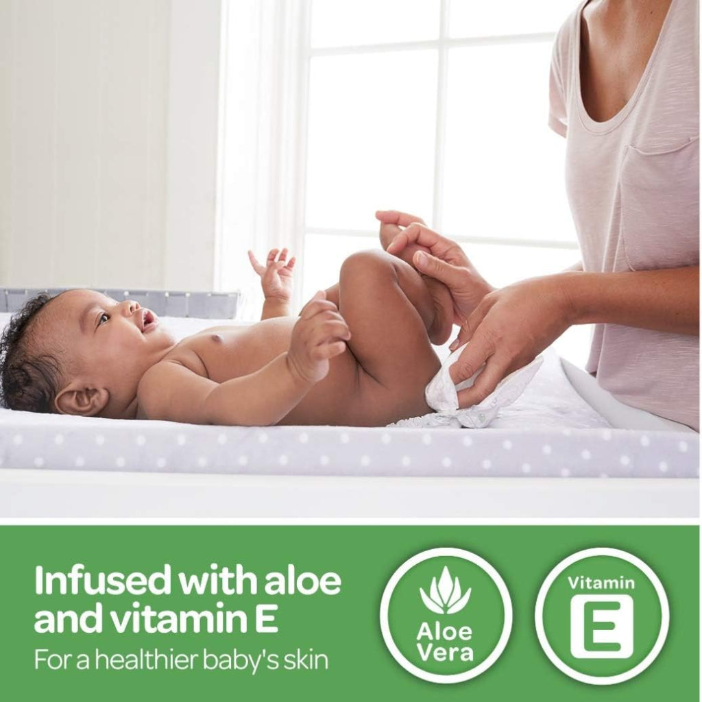 Look Alyfe J & J Huggies Natural Care Wipes With Aloe Vera - 56 Pieces