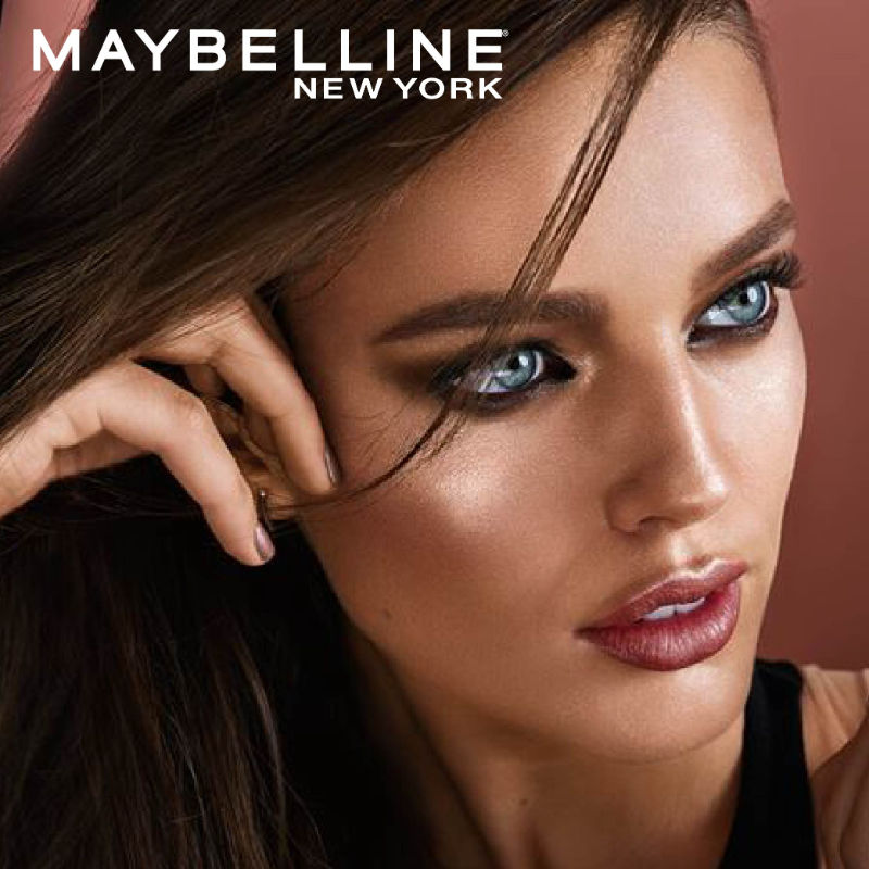 Look Alyfe Maybelline Face Studio Master Chrome Metallic Highlighter