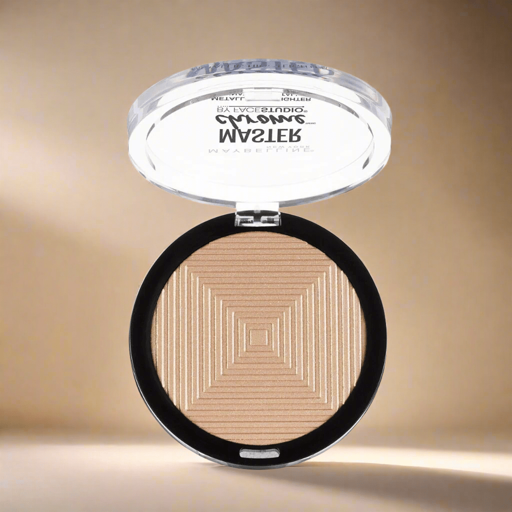Look Alyfe Maybelline Face Studio Master Chrome Metallic Highlighter