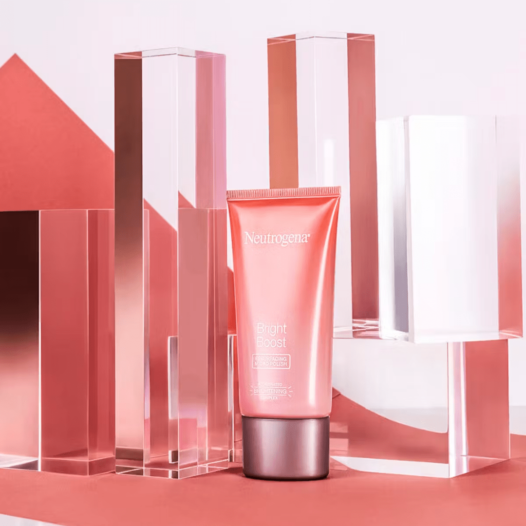 Look Alyfe Neutrogena Bright Boost Resurfacing Micro Face Polish With Glycolic and Mandelic Ahas - 75ml