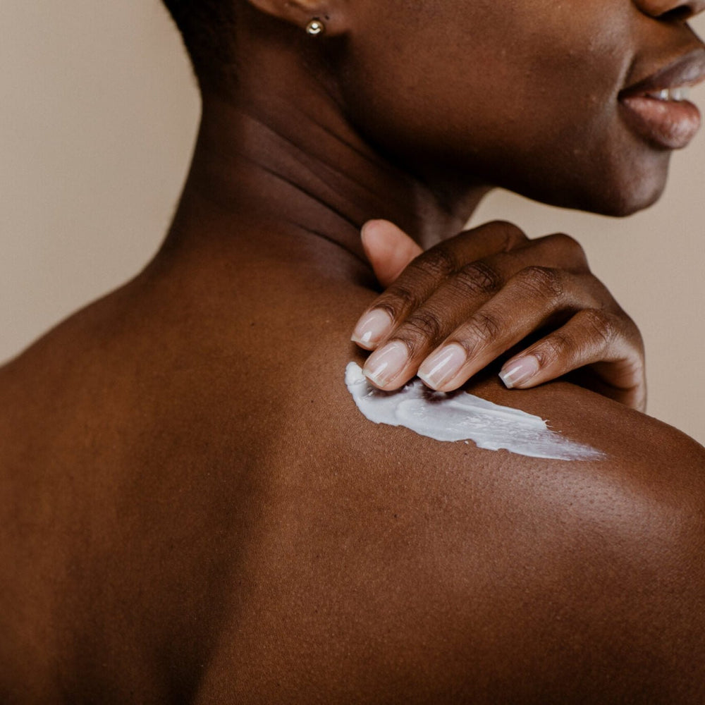 Look Alyfe Nivea Nourishing Milk Body Milk Lotion - 400ml