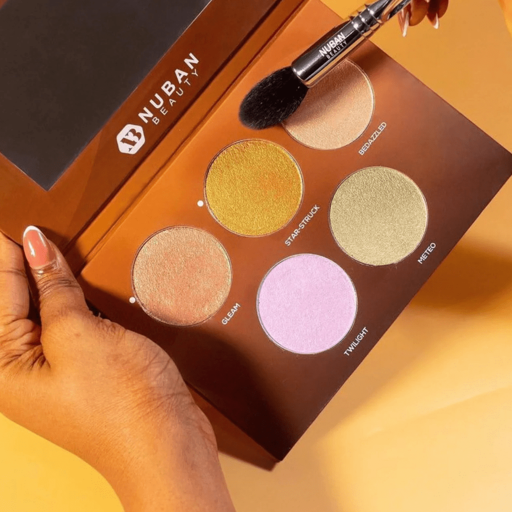 Look Alyfe Nuban Beauty D'Glow Highlighter Palette