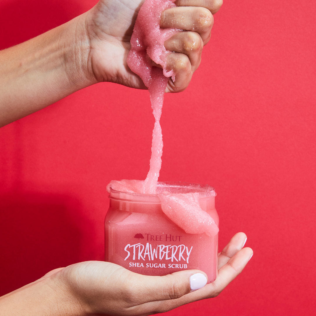 Look Alyfe Tree Hut Strawberry Shea Sugar Scrub - 510g