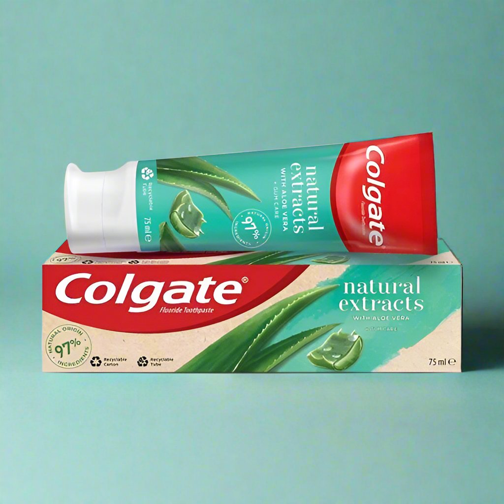 Look Alyfe Colgate Naturals Aloe and Green Tea Gum Care Toothpaste - 75ml