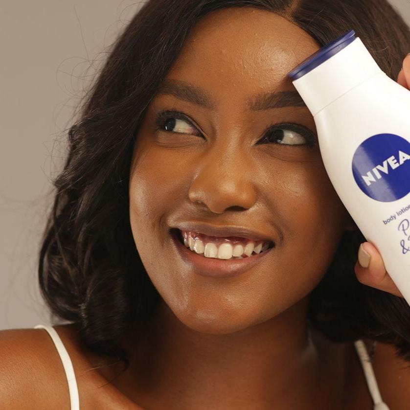 Look Alyfe Nivea Natural Fairness Clarifiant Body Lotion