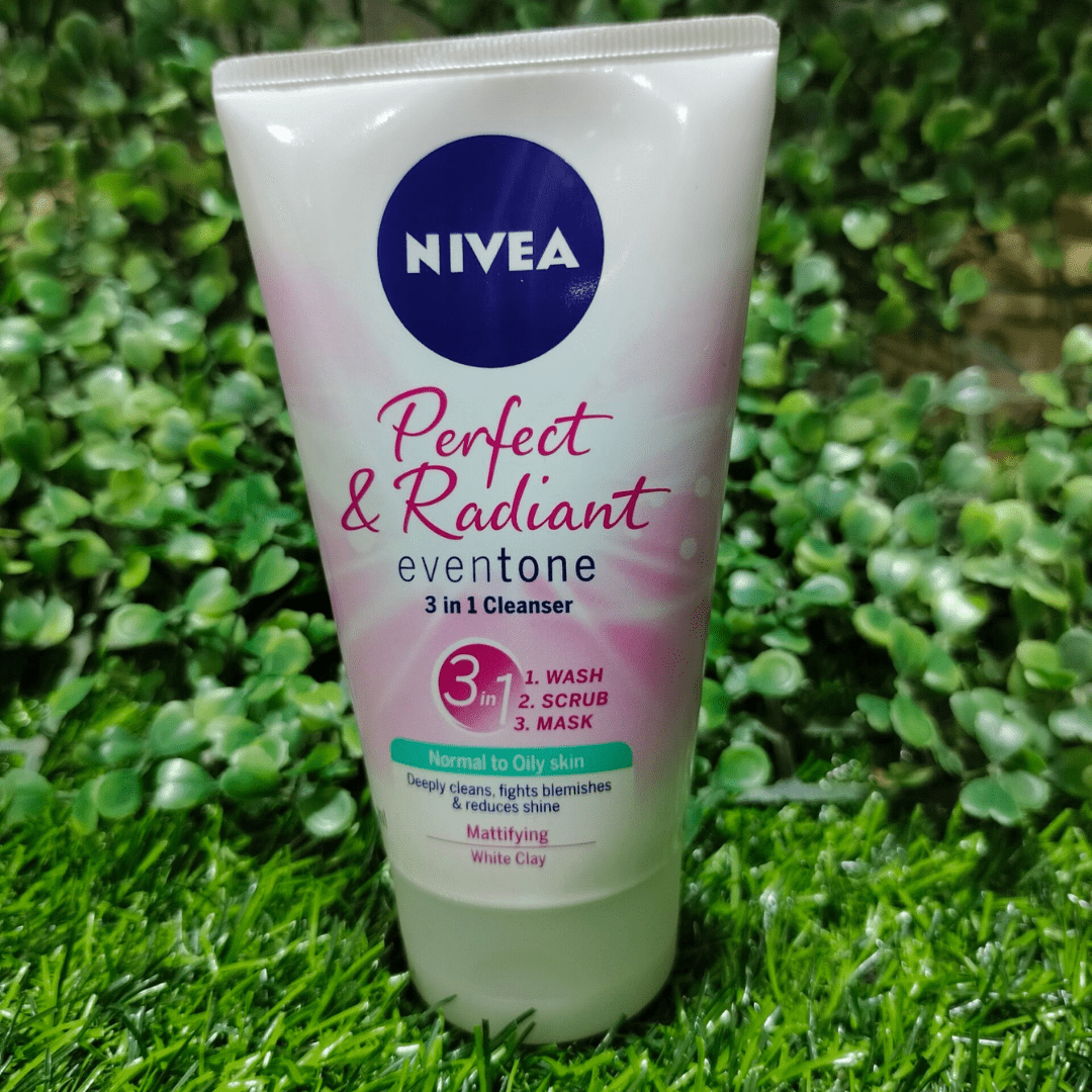 Look Alyfe Nivea Perfect & Radiant Eventone 3-in-1 Cleanser - 150ml