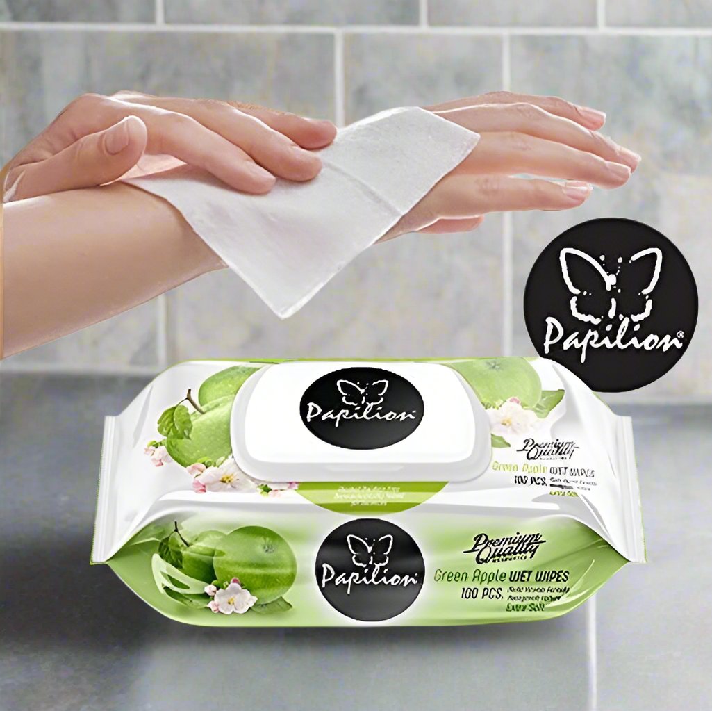 Look Alyfe Papilion 100 Sheets Wet Wipes With Green Apple and Cap Seal