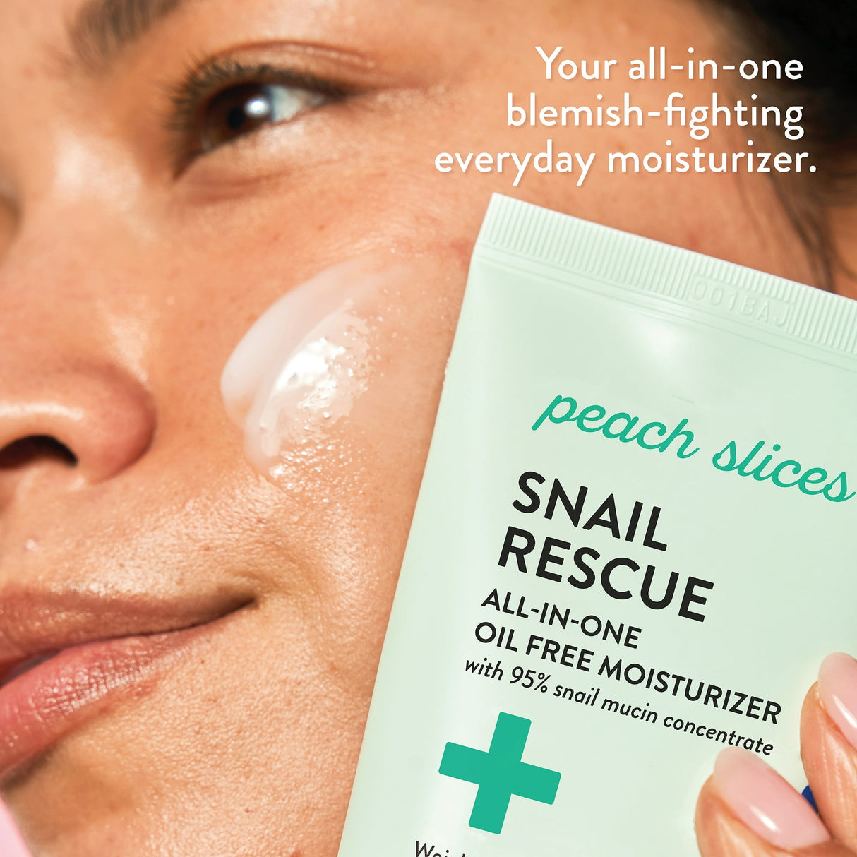 Look Alyfe Peach Slices Snail Rescue All-in-One Oil Free Face Moisturizer with Snail Mucin - 80g